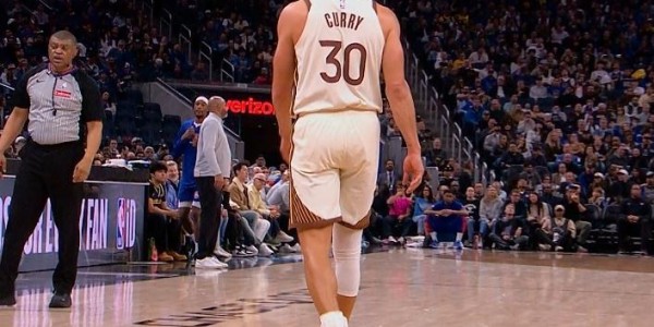 九游官网-勇士官宣：库里右膝酸痛提前退赛 队记曝过去一周一直不适