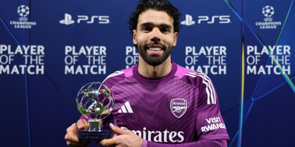 九游游戏-阿森纳门将拉亚在扑出里斯本竞技的射门后被誉为世界最佳门将|哈弗茨|加布里埃尔-保利斯塔|马克西·阿劳霍|葡萄牙体育|大卫·拉亚_新浪体育_新浪新闻