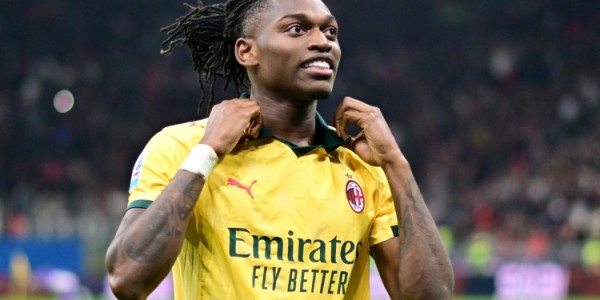 九游电脑版-记者谈米兰训练情况：莱奥、加比亚等人和青年队进行了1场友谊赛