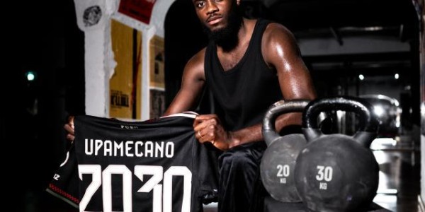 九游app-顶级薪资留住顶级中卫，于帕续约印证拜仁霸主地位